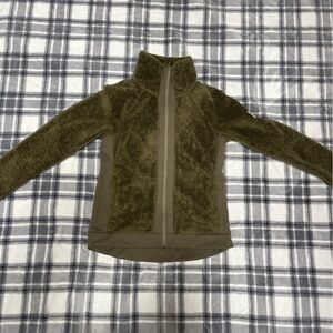 The North Face Jacket Fully Zipped Wooly Fleece. Size S P